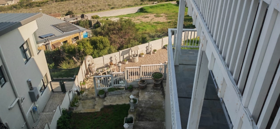 5 Bedroom Property for Sale in Seemeeu Park Western Cape